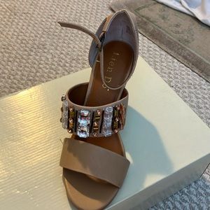 Lien do for Anthropologie